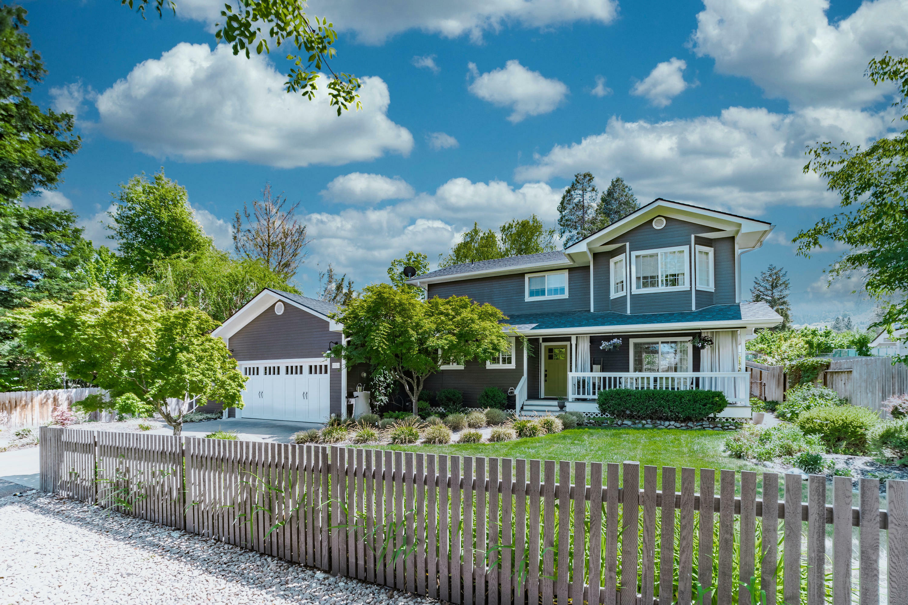Property Photo: 1153 Tolman Creek Road OR 97520