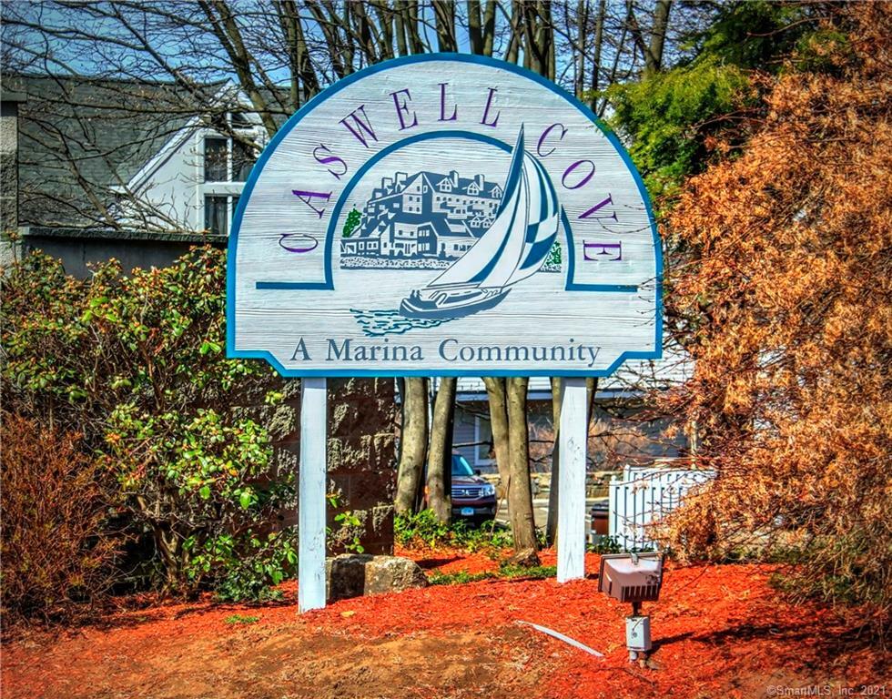 Property Photo: 1131 Windward Road 1131 CT 06461