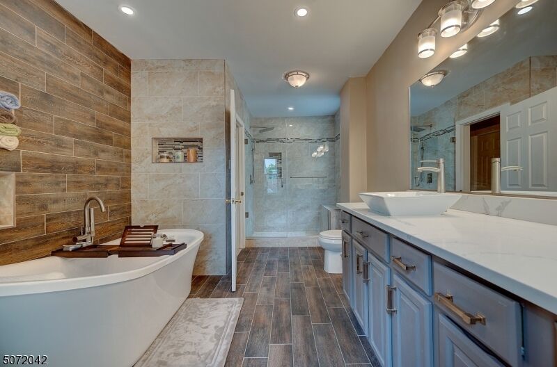 Property Photo: 106 N 19th St NJ 07017