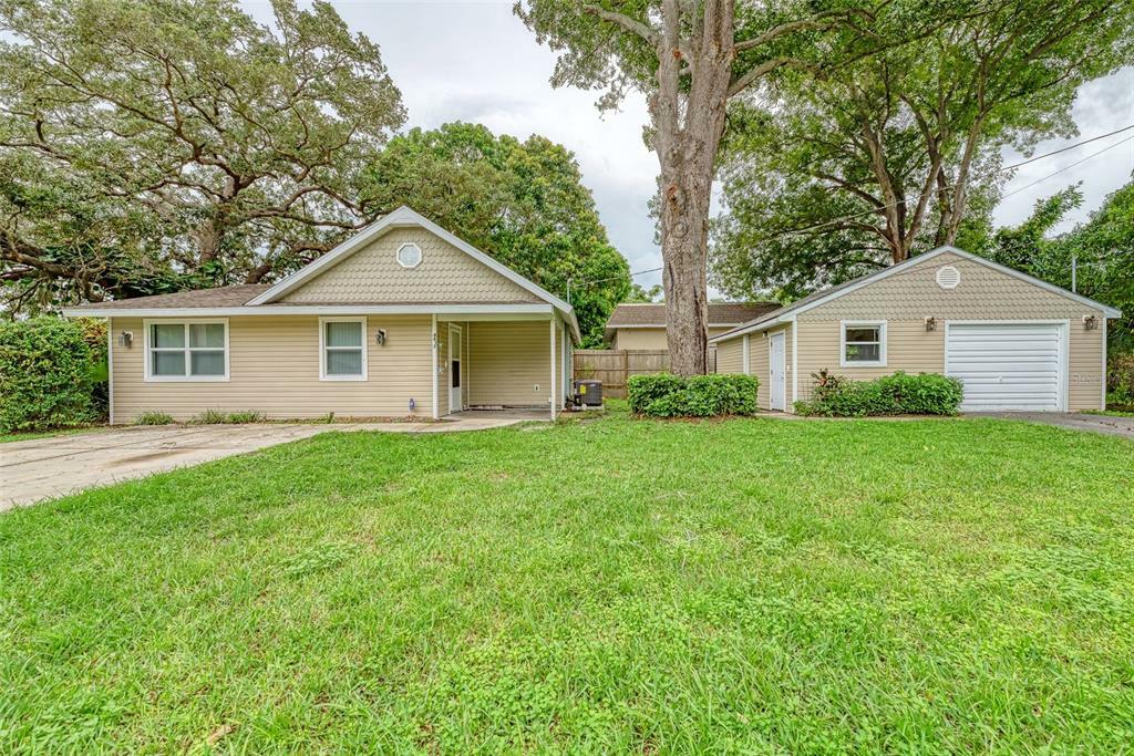 Property Photo:  4817 33rd Street W  FL 34207 