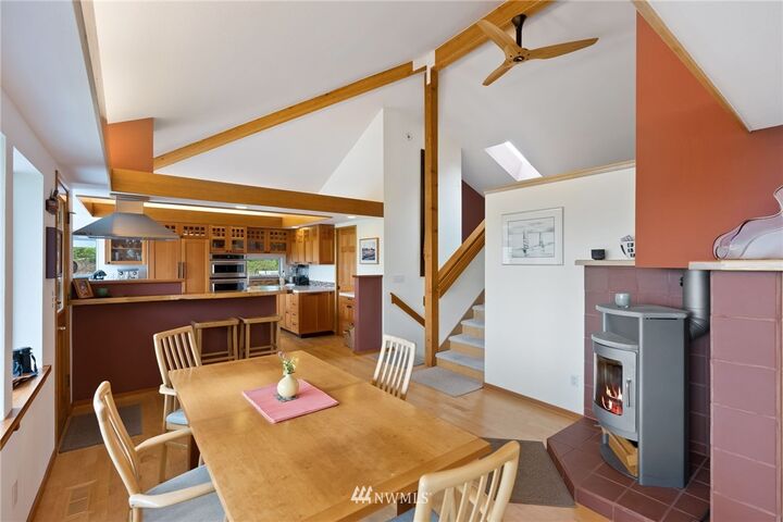 Property Photo: 3711 Wilkes Lane WA 98332