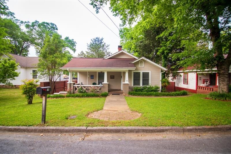 Property Photo:  108 Ivy Street  GA 30153 