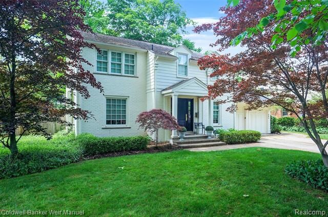 693 N Glenhurst Drive  Birmingham MI 48009 photo