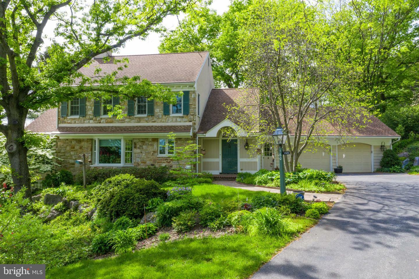Property Photo: 160 Evergreen Drive PA 17601