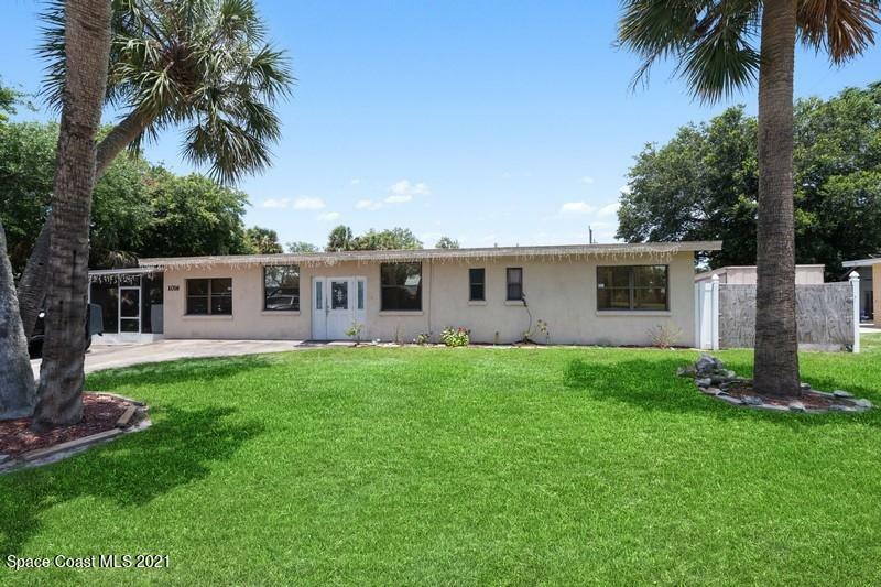 Property Photo: 1016 Sarno Road FL 32935