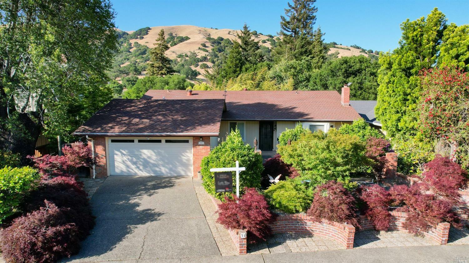 Property Photo:  31 Mount Muir Court  CA 94903 