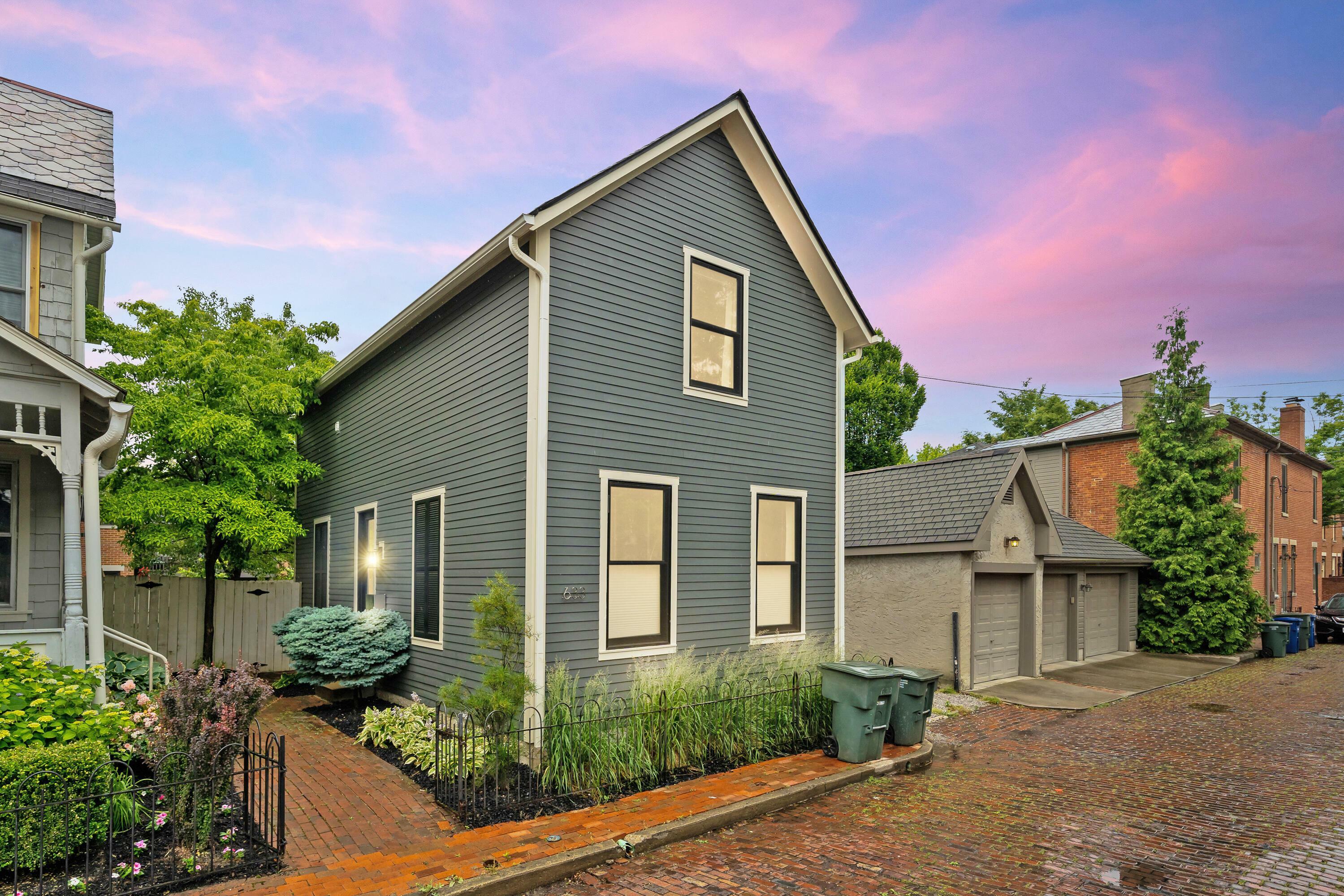Property Photo: 633 Brust Street OH 43206