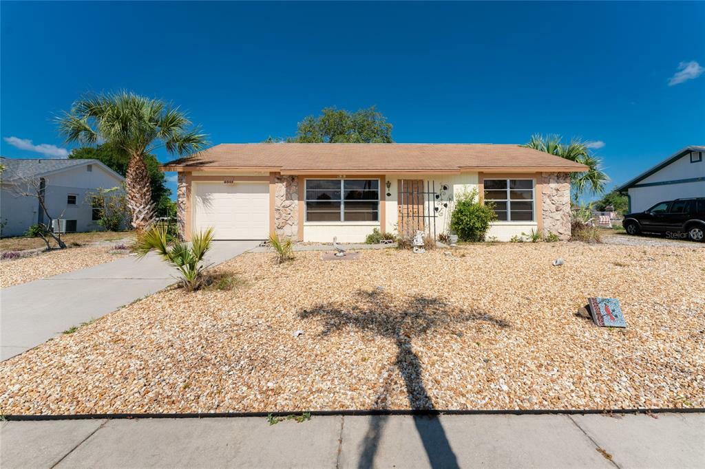 Property Photo: 6353 Drucker Circle FL 33981