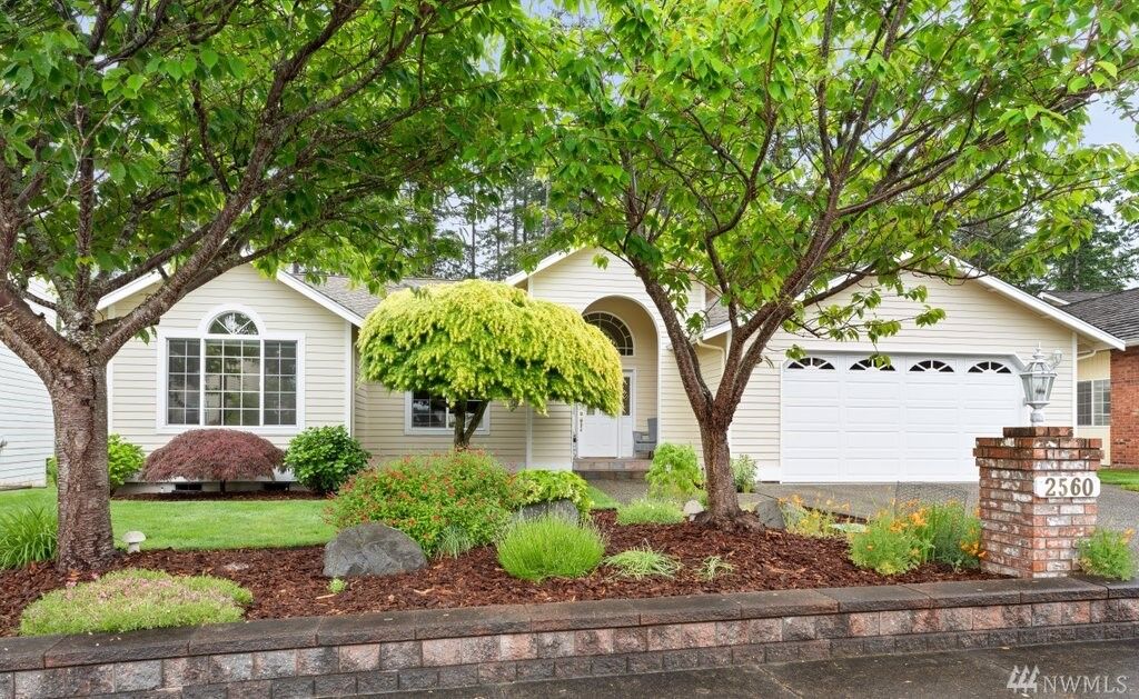Property Photo:  2560 SW Capital Dr  WA 98277 