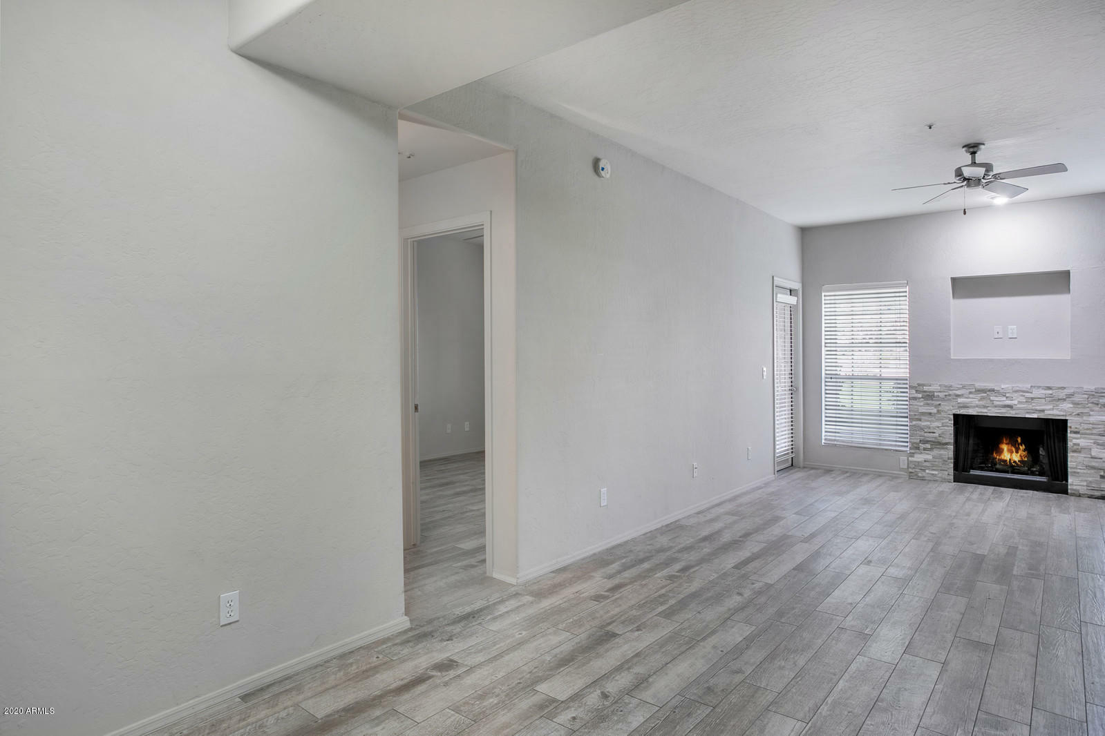 Property Photo: 14145 N 92nd Street 1103 AZ 85260