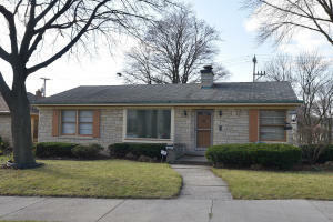 Property Photo:  2727 N 67th St  WI 53210 