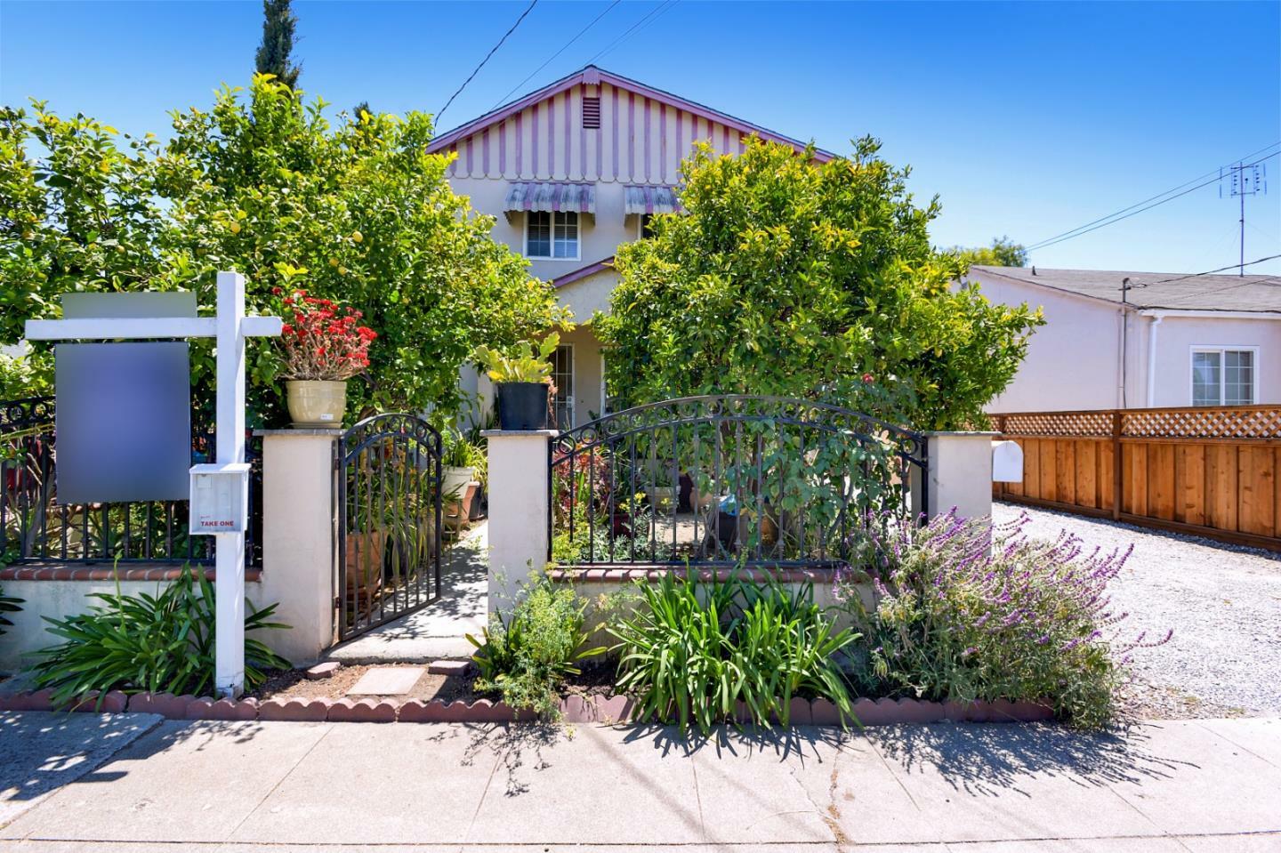 Property Photo: 430 1st Avenue CA 94063