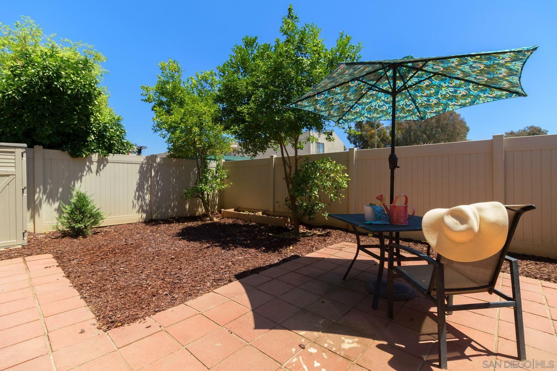 Property Photo: 12650 Lakeshore Dr 153 CA 92040