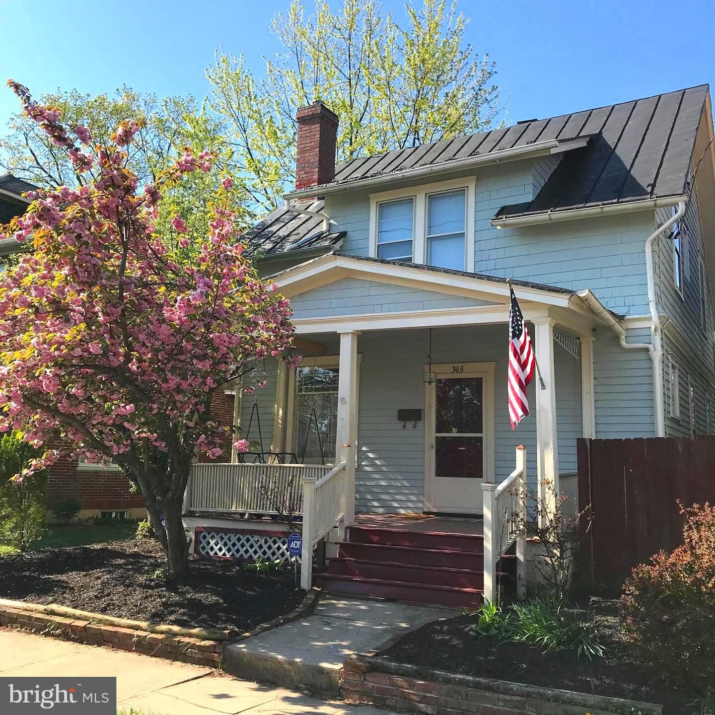 Property Photo: 365 E Piccadilly Street VA 22601