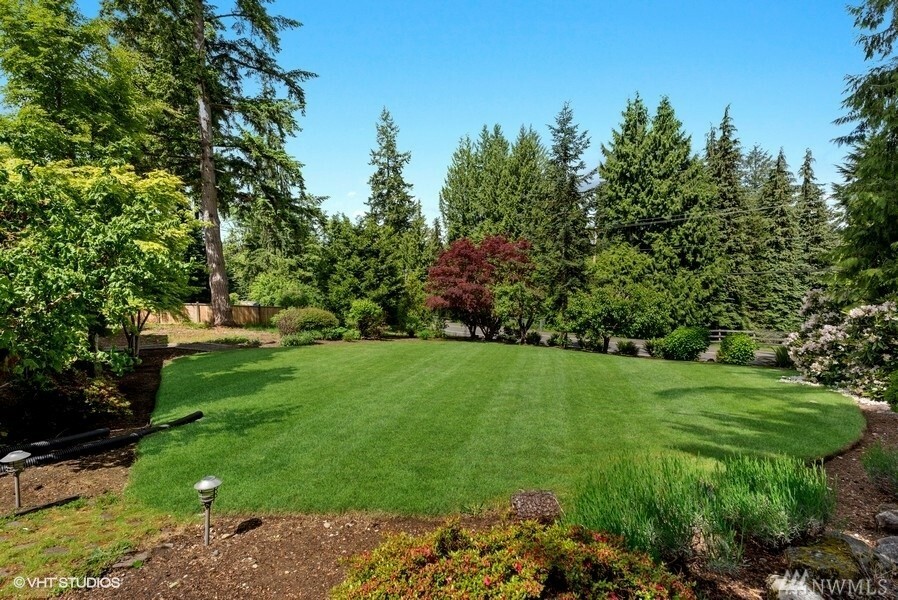 Property Photo:  17035 164th Ave NE  WA 98072 