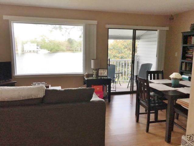 Property Photo:  101 Old Ferry Road Unit 31D  FL 32579 