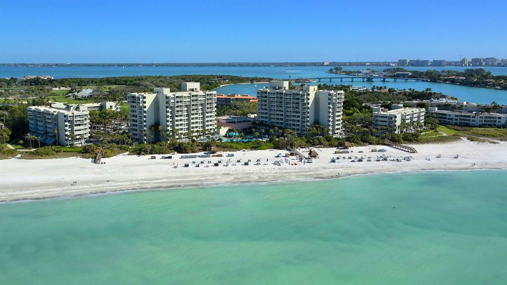 Property Photo: 210 Sands Point Road 2307 FL 34228