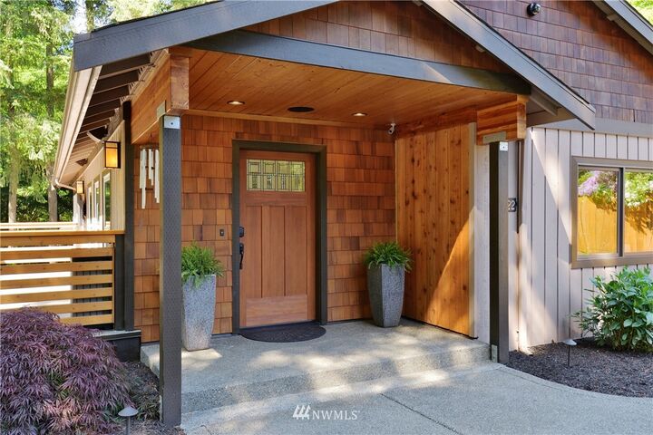 Property Photo:  17022 26th Avenue NE  WA 98155 