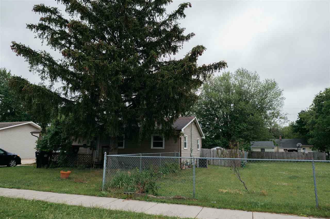 Property Photo:  1339 Grant St  WI 53511 