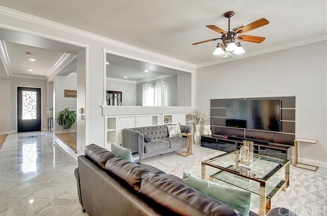 Property Photo: 41001 Ridgegate Lane CA 93551