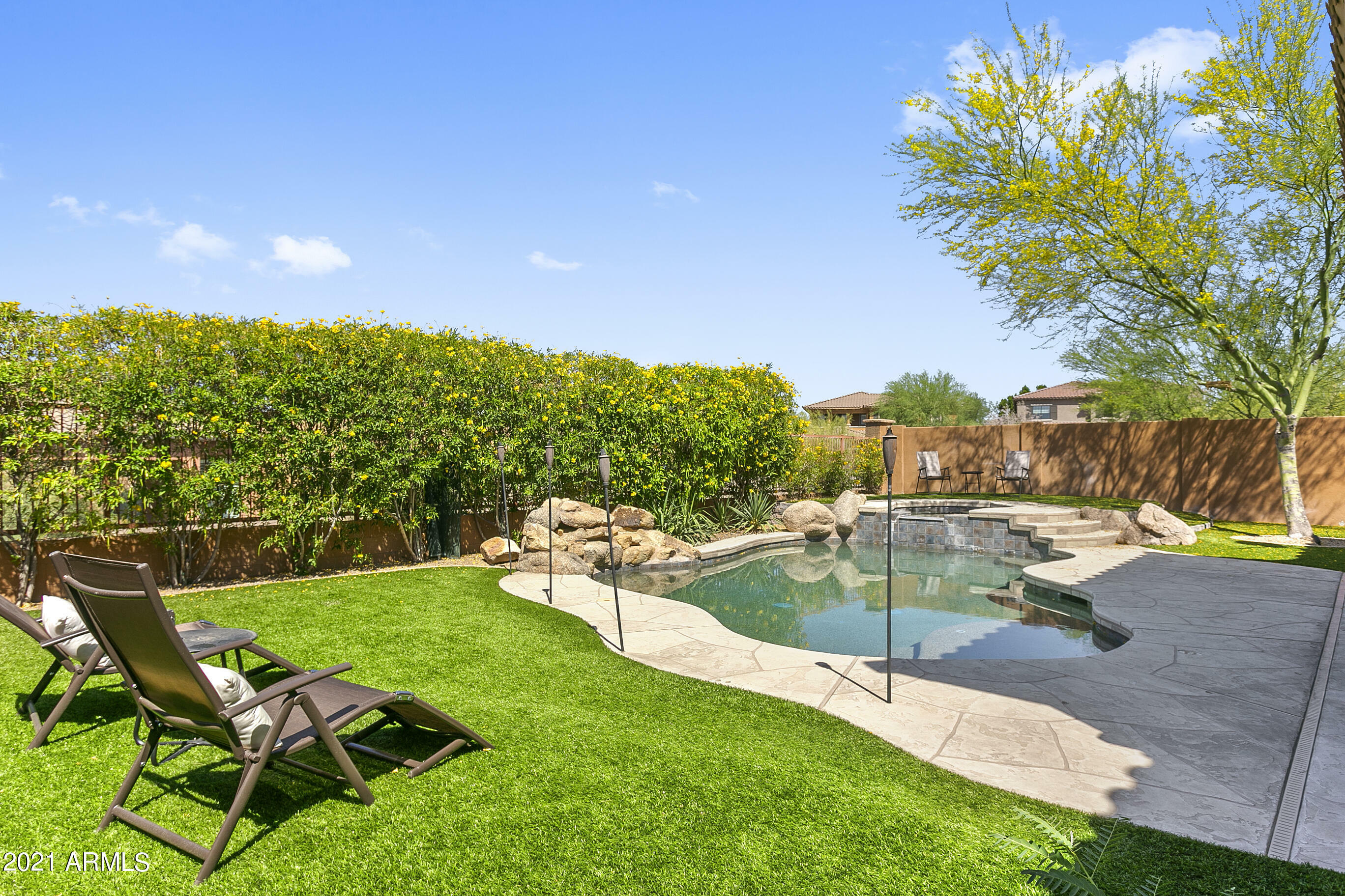 Property Photo: 17662 N 99th Place AZ 85255