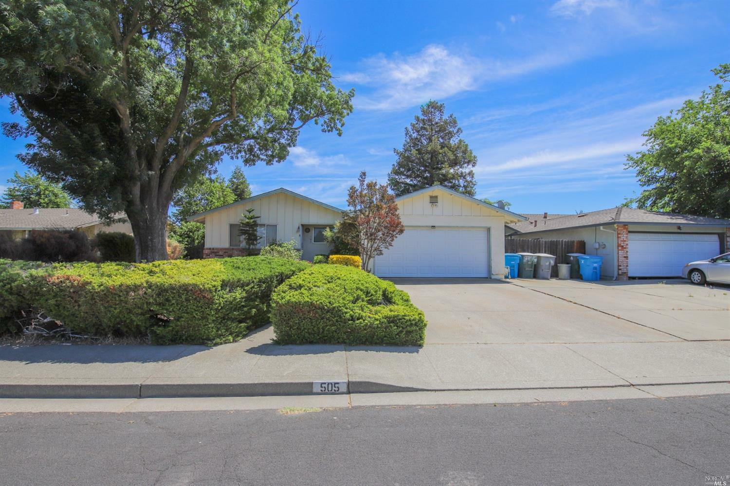 Property Photo:  505 Scottsdale Drive  CA 95687 