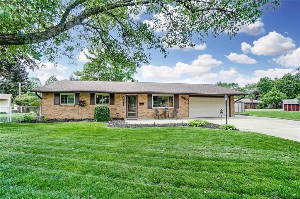 Property Photo:  2832 Shetterly Lane  OH 45440 