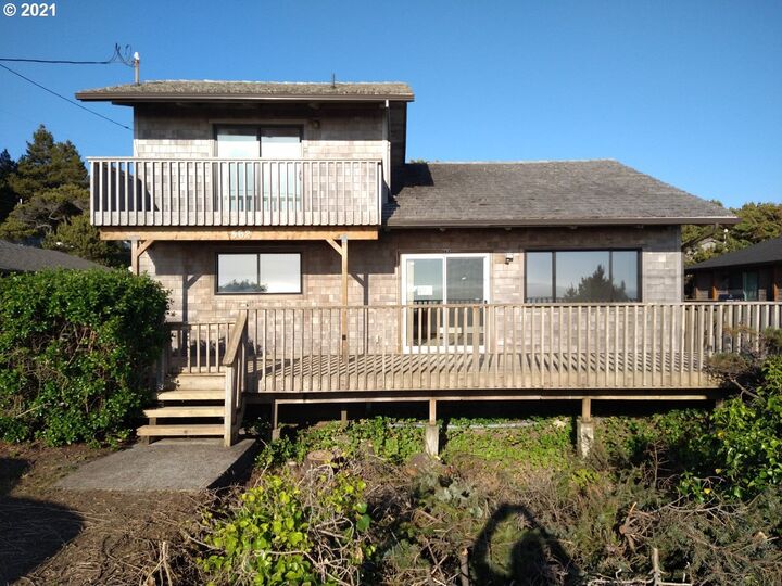 562 Ocean Rd  Manzanita OR 97130 photo