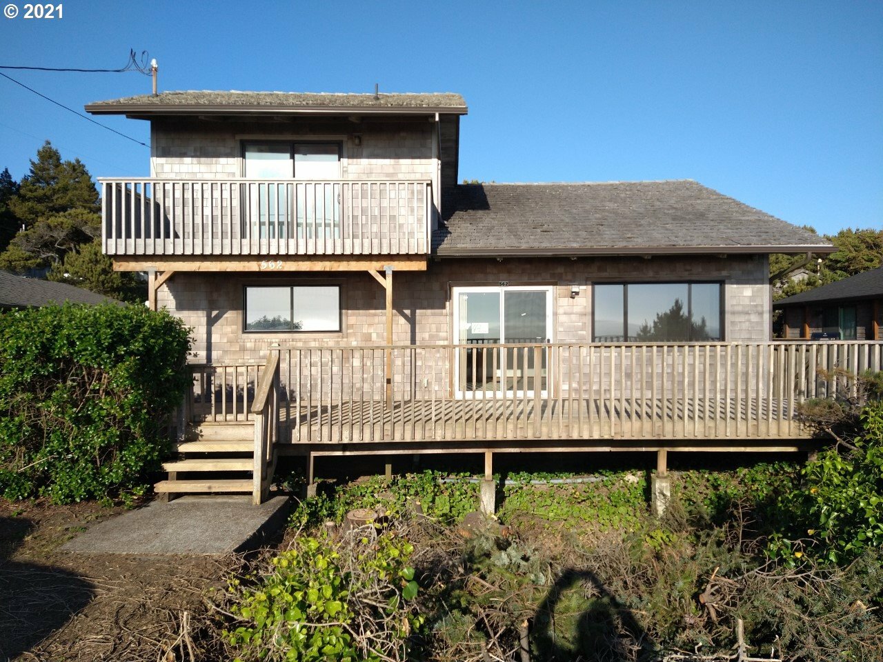 Property Photo:  562 Ocean Rd  OR 97130 