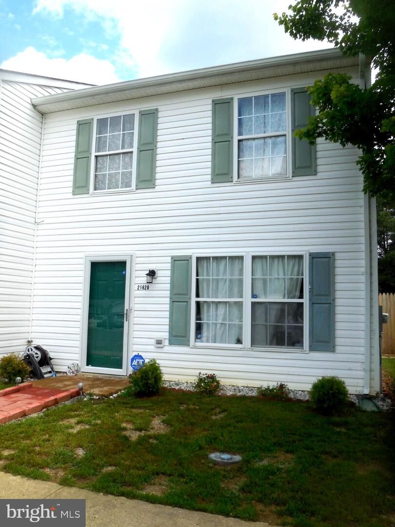 Property Photo:  21620 Cinnamon Way  MD 20653 