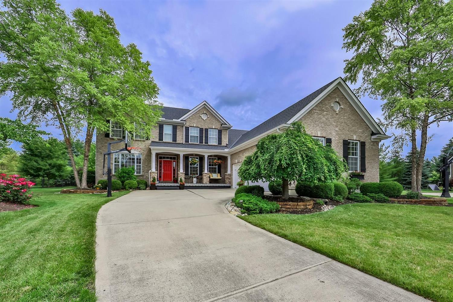Property Photo: 8311 Ascot Glen Ct OH 45044