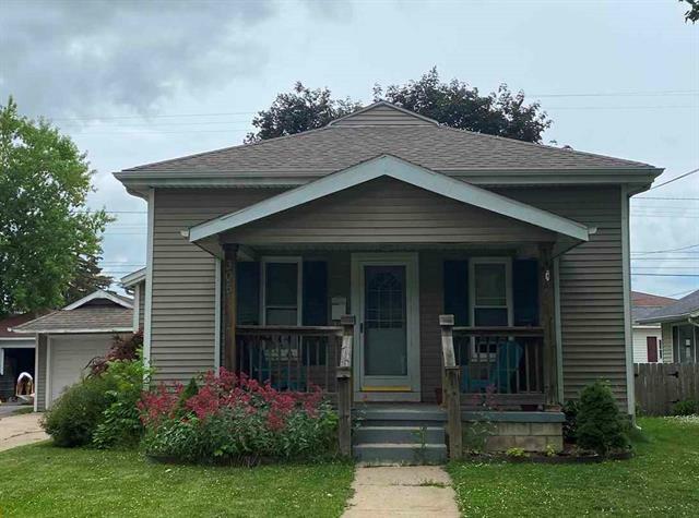 Property Photo:  305 Mercer  MI 48429 