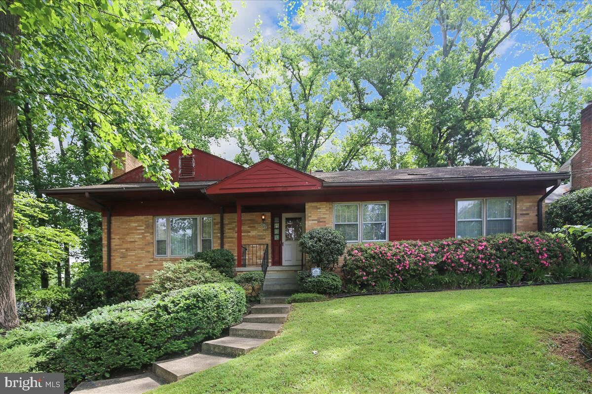 Property Photo:  3109 N Nottingham Street  VA 22207 