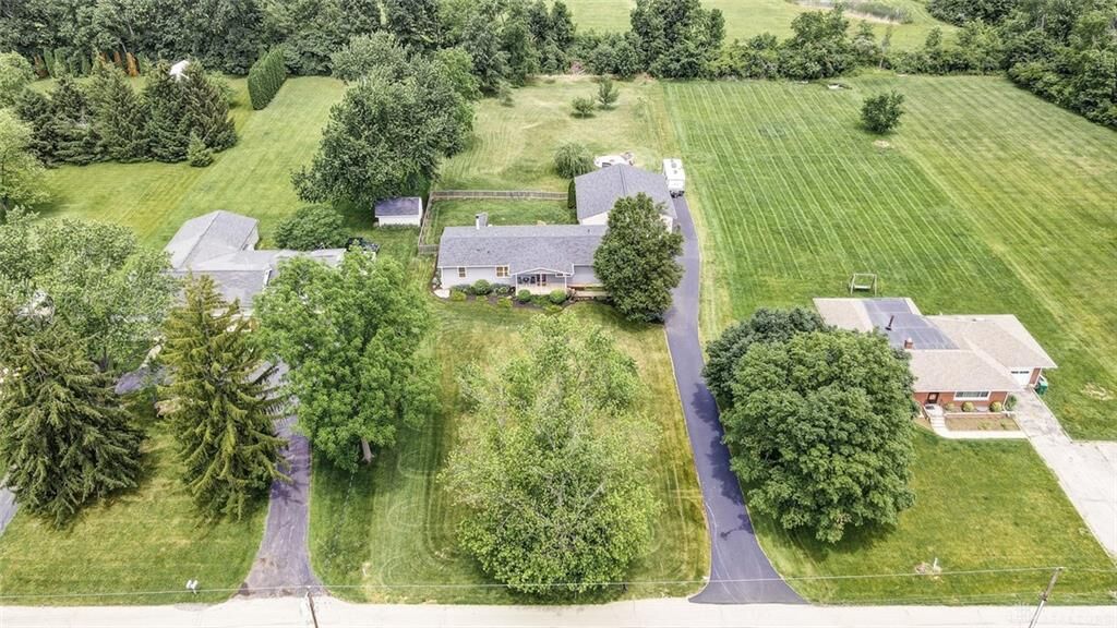 Property Photo: 3382 Homeacres Avenue OH 45431