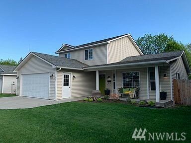 Property Photo:  407 SW 3rd  WA 99324 