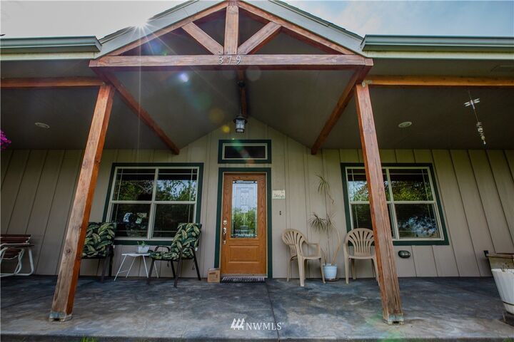 Property Photo:  379  Touchet Road N  WA 99360 