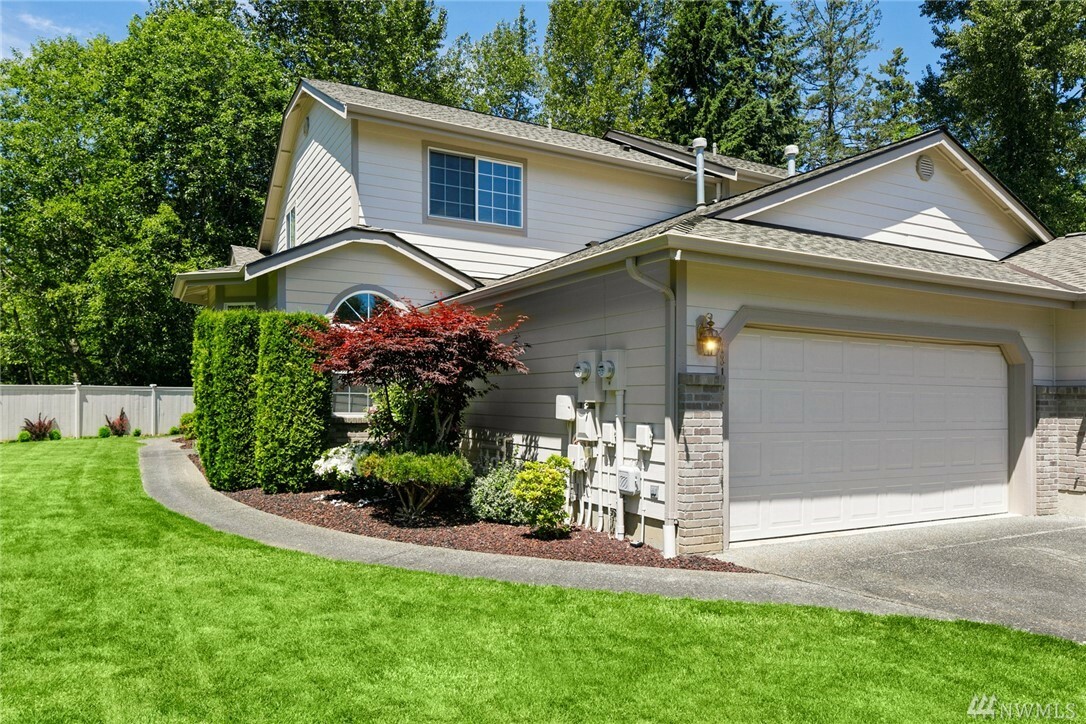 Property Photo:  13101 127th St Ct E A8  WA 98374 