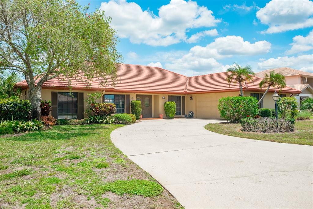Property Photo: 349 Ardenwood Drive FL 34223