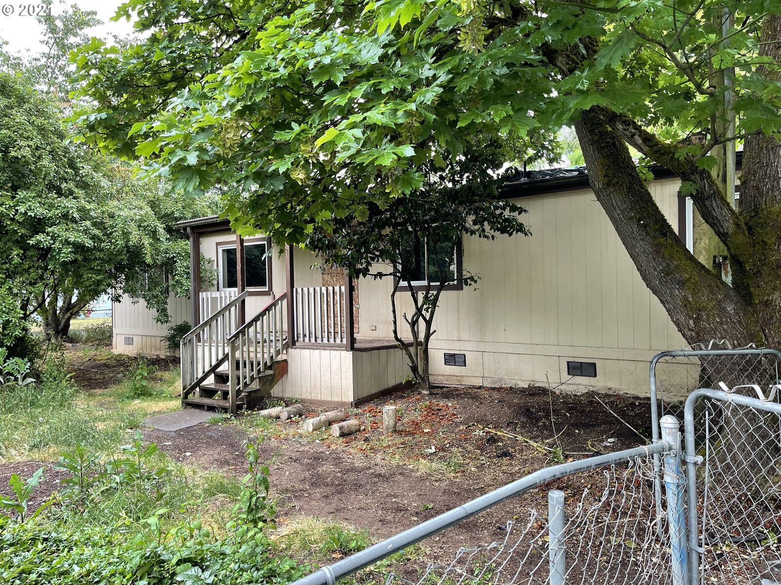 Property Photo:  3582 Elmira Rd  OR 97402 