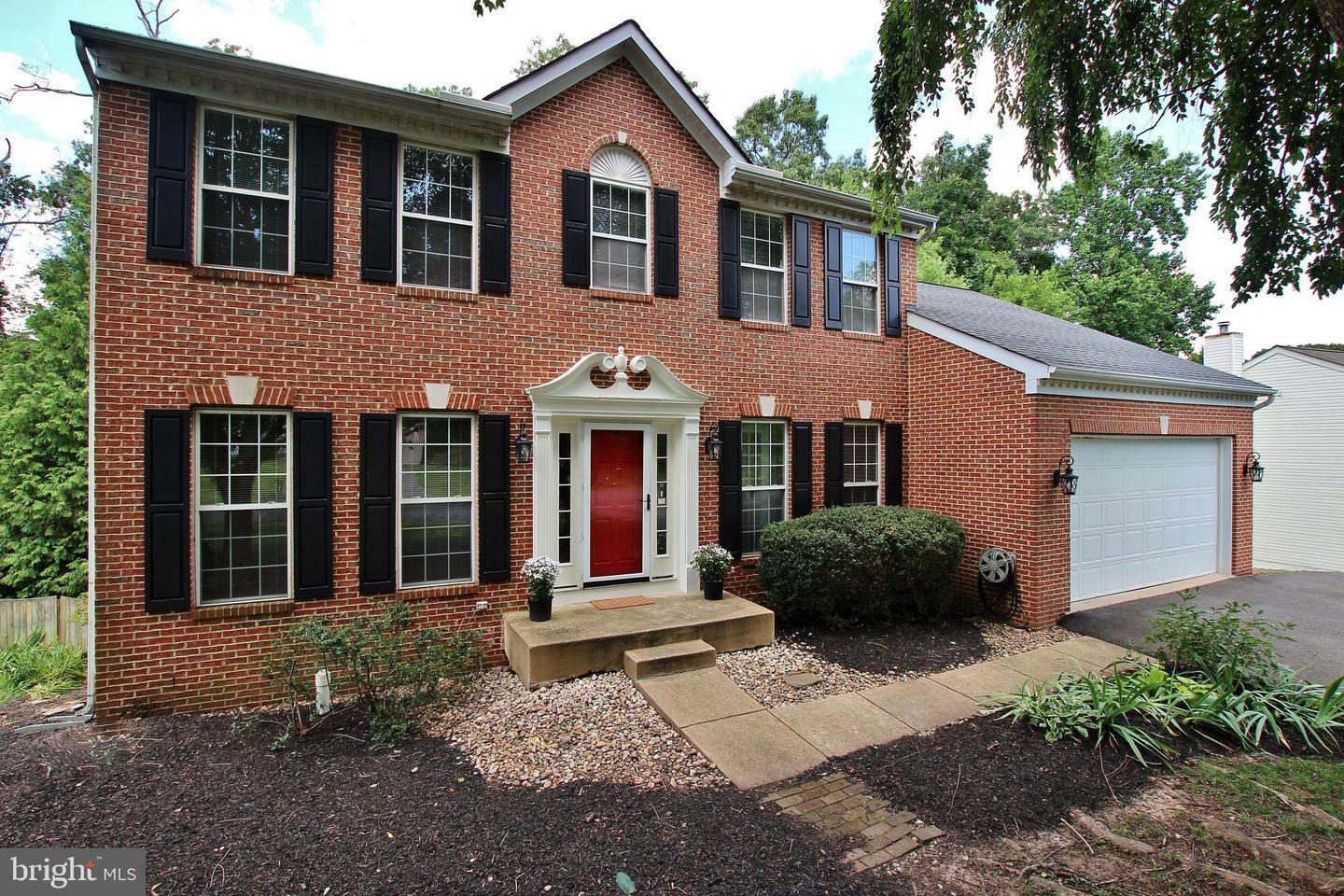 Property Photo:  1562 Teal Way  VA 22191 