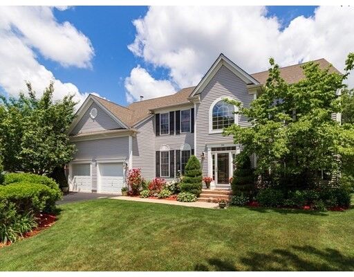 Property Photo: 84 Palomino Dr MA 01845