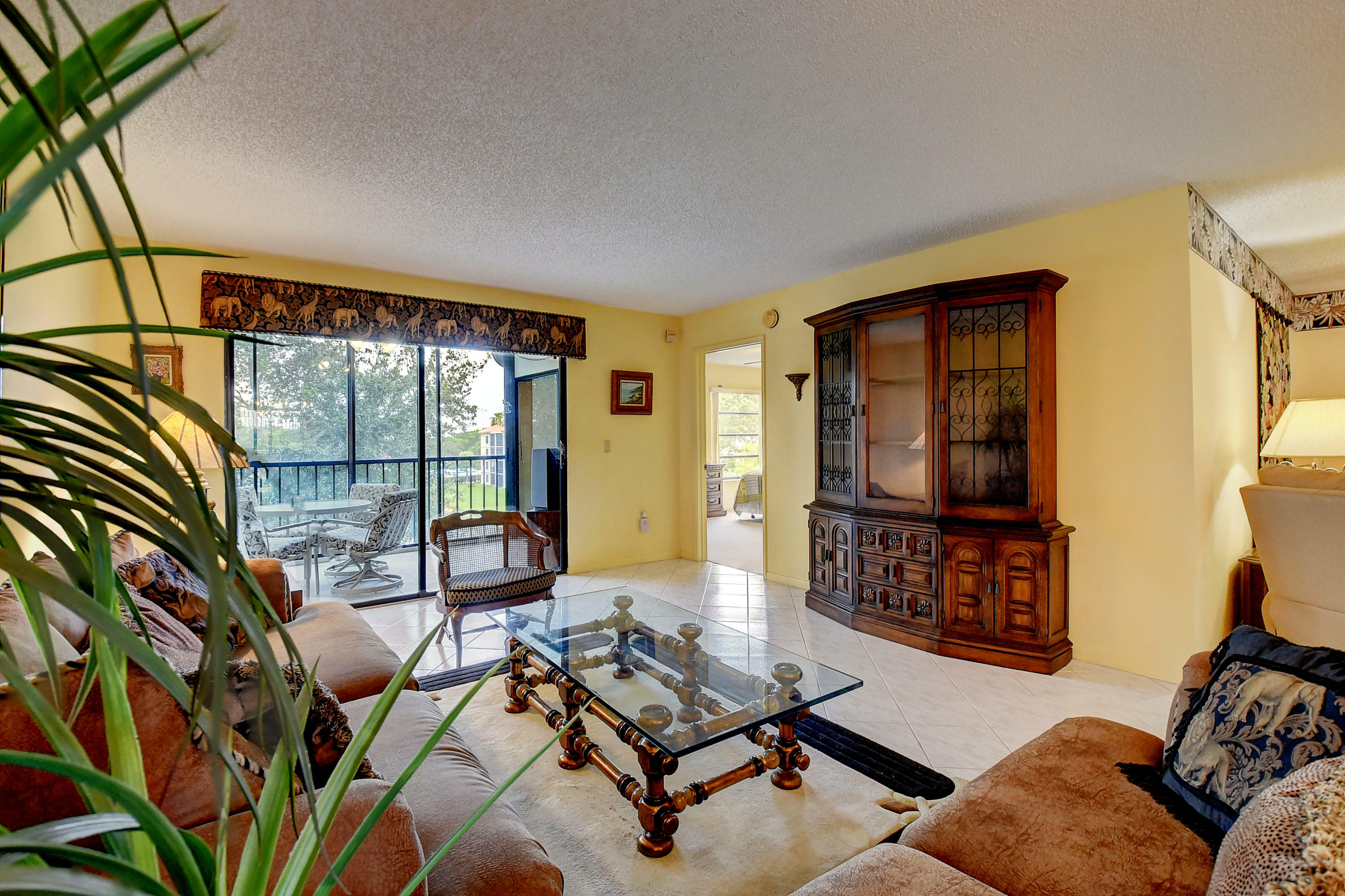 Property Photo: 6037 Pointe Regal Circle 408 FL 33484