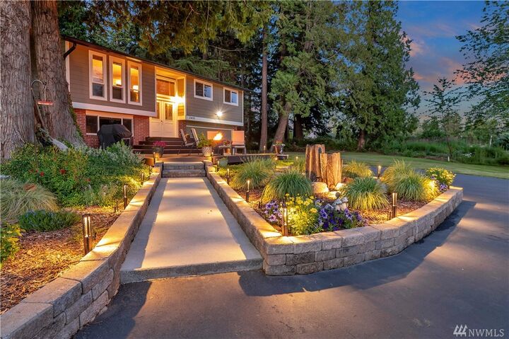 Property Photo:  2430 Dodd St  WA 98230 