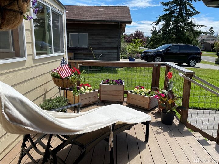 Property Photo:  640 Hunt St  WA 98250 