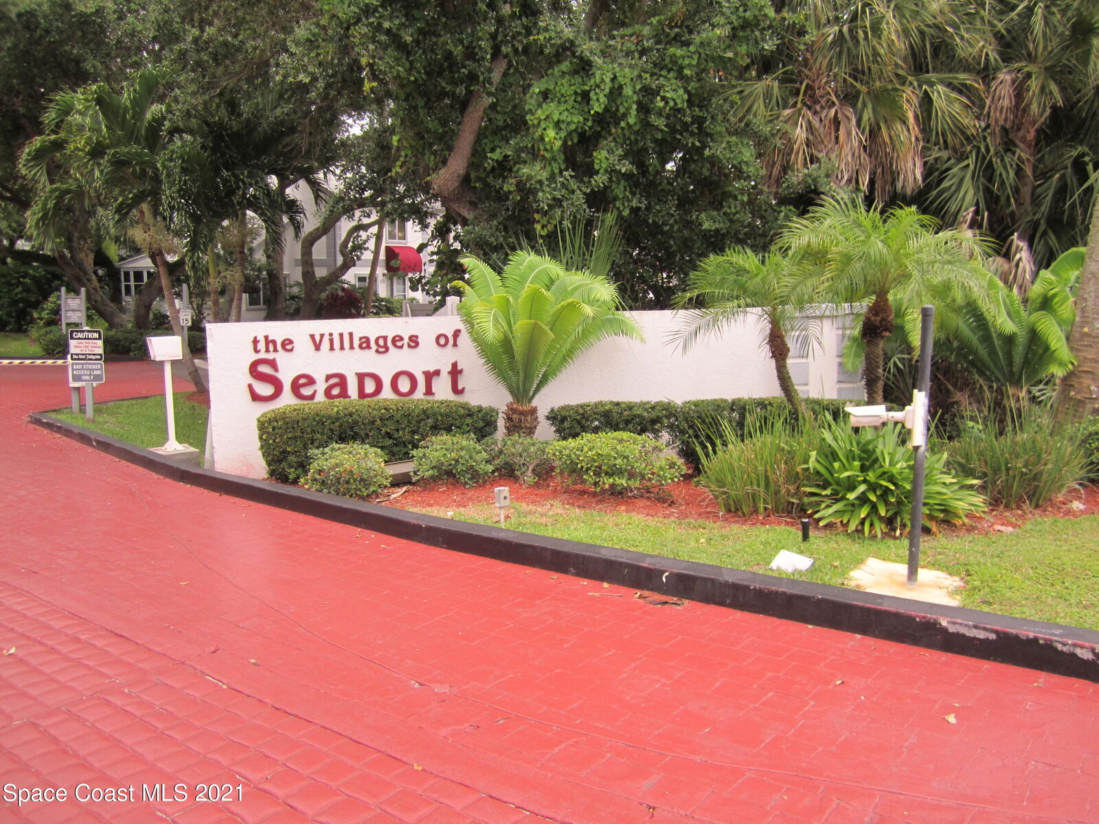 Property Photo: 510 Beach Park Lane FL 32920