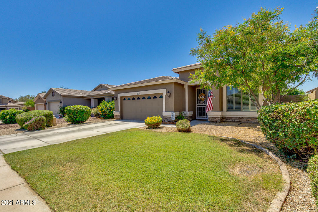 Property Photo: 16187 W Evans Drive AZ 85379
