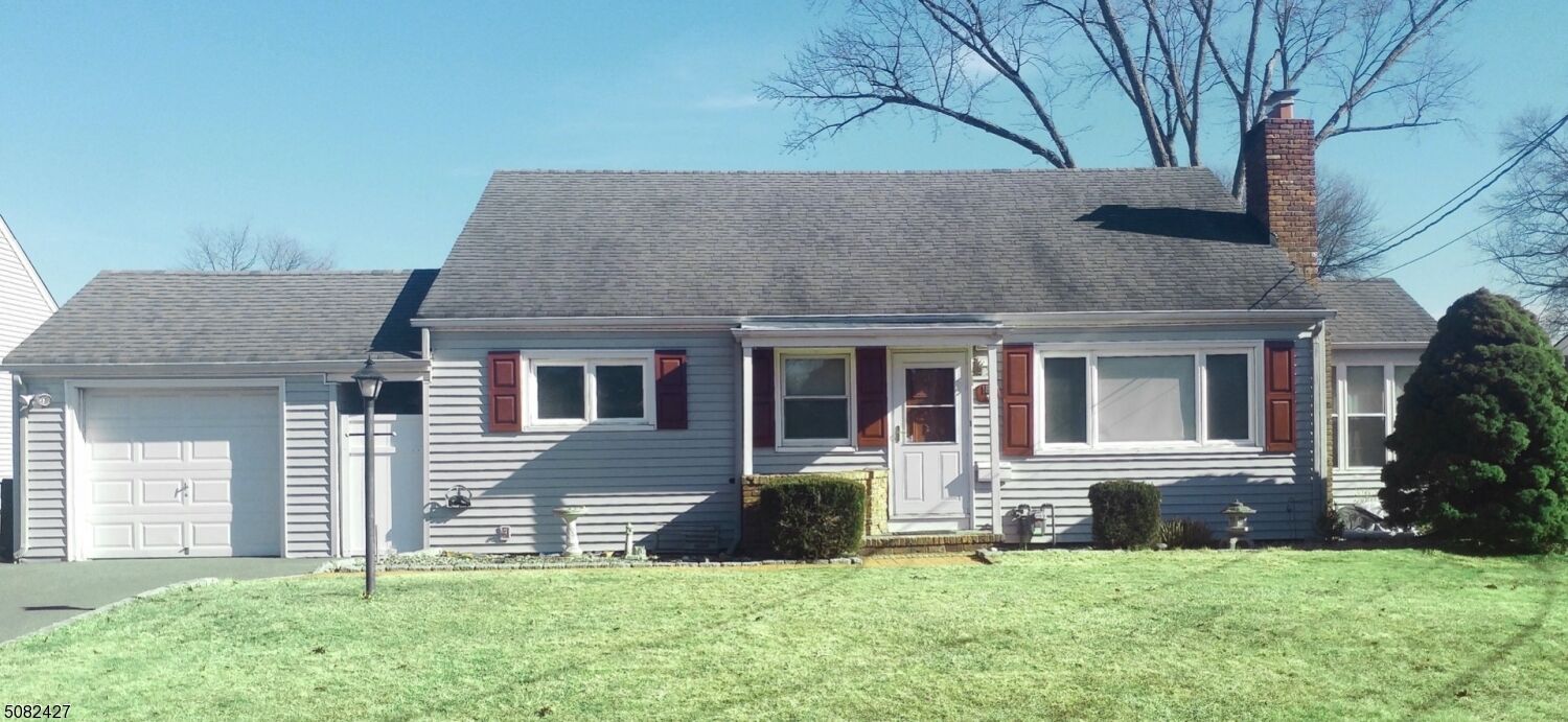 Property Photo: 1811 Pershing Pl NJ 07080