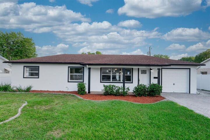 Property Photo:  6224 28th Avenue N  FL 33710 
