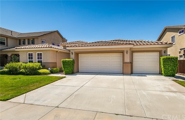 Property Photo:  1439 Moonlight Drive  CA 92223 