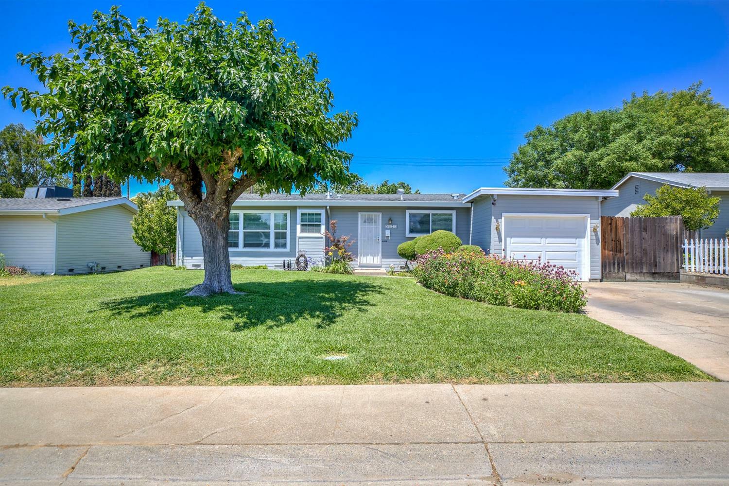 Property Photo:  5621 Saint Claire Way  CA 95621 